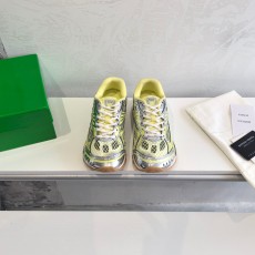 ボッテガヴェネタ靴 BOTTEGA VENETA 2025新作 カップル用スニーカー