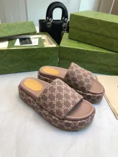 グッチ靴 GUCCI 2025新作 厚底スリッパ