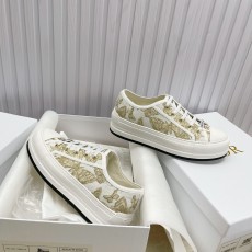 ディオール靴 DIOR 2025新作 フラットスニーカー