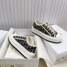 ディオール靴 DIOR 2025新作 フラットスニーカー