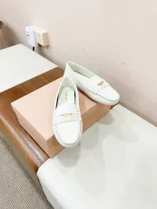 ミュウミュウ靴 Miu Miu 2025新作 ローファー