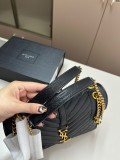 サンローランバッグ Yves Saint Laurent 2025新作 エンベロープメッセンジャーバッグ