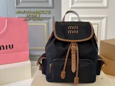 ミュウミュウバッグ Miu Miu 2025新作 バックパック