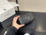 シャネルバッグ CHANEL 2025新作 化粧ポーチ