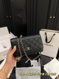 シャネルバッグ CHANEL 2025新作 クロスボディバッグ