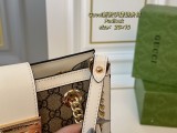 グッチバッグ GUCCI 2025新作 ハンドチェーンバッグ