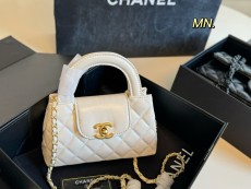 シャネルバッグ CHANEL 2025新作 ケリーバッグ