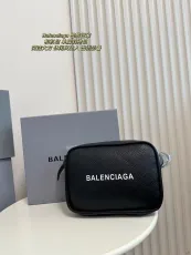 バレンシアガバッグ BALENCIAGA 2025新作 クロスボディバッグ
