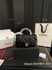 シャネルバッグ CHANEL 2025新作 チェーンハンドバッグ