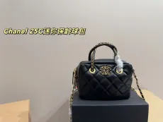 シャネルバッグ CHANEL 2025新作 ボウリングバッグ