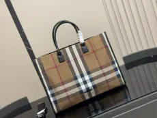 バーバリーバッグ BURBERRY 2025新作 ショッピングバッグ
