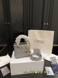 ディオールバッグ DIOR 2025新作 ミニプリンセスダイアナバッグ