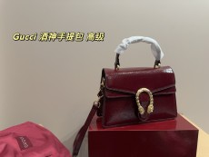 グッチバッグ GUCCI 2025新作 ハンドバッグ