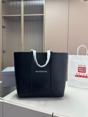 バレンシアガバッグ BALENCIAGA 2025新作 ショッピングバッグ