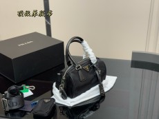 プラダバッグ PRADA 2025新作 ボストンバッグ