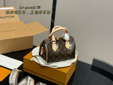 ルイヴィトンバッグ LOUIS VUITTON 2025新作 枕袋