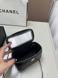 シャネルバッグ CHANEL 2025新作 化粧ポーチ