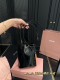 ミュウミュウバッグ Miu Miu 2025新作 ミニバケットバッグ