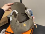 エルメスバッグ HERMES 2025新作 Lindy