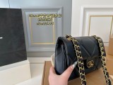 シャネルバッグ CHANEL 2025新作 ダブルフラップチェーンバッグ
