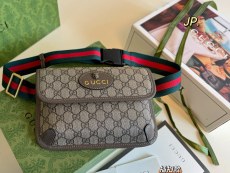 グッチバッグ GUCCI 2025新作 古い花のウエストバッグチェストバッグ