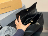 バレンシアガバッグ BALENCIAGA 2025新作 特大バッグ