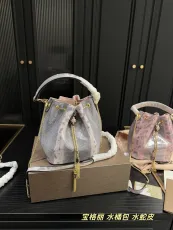 バーバリーバッグ BURBERRY 2025新作 バケットバッグ