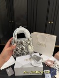 ディオールバッグ DIOR 2025新作 ミニプリンセスダイアナバッグ