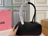 ミュウミュウバッグ Miu Miu 2025新作 ボウリングバッグ