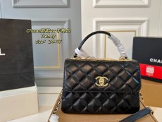 シャネルバッグ CHANEL 2025新作 ハンドバッグ