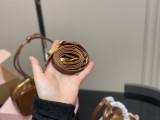 ミュウミュウバッグ Miu Miu 2025新作 ブリーフケース