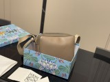 ロエベバッグ LOEWE 2025新作 メッセンジャーバッグ