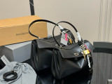 バレンシアガバッグ BALENCIAGA 2025新作 特大バッグ