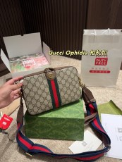 グッチバッグ GUCCI 2025新作 カメラバッグ