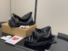 シャネルバッグ CHANEL 2025新作 ダイヤモンド折りたたみバッグ