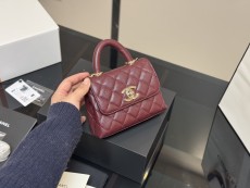 シャネルバッグ CHANEL 2025新作 ハンドバッグ