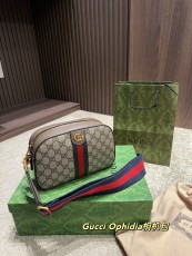 グッチバッグ GUCCI 2025新作 カメラバッグ
