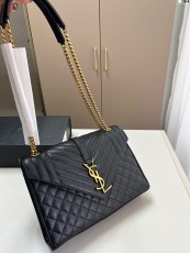 サンローランバッグ Yves Saint Laurent 2025新作 エンベロープメッセンジャーバッグ