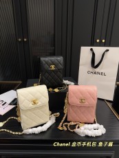 シャネルバッグ CHANEL 2025新作 携帯電話用バッグ