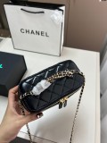 シャネルバッグ CHANEL 2025新作 化粧ポーチ