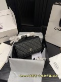 シャネルバッグ CHANEL 2025新作 クロスボディバッグ