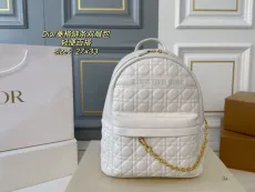 ディオールバッグ DIOR 2025新作 ダイヤモンドチェーンバックパック