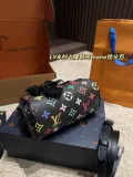 ルイヴィトンバッグ LOUIS VUITTON 2025新作 枕袋