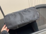 プラダバッグ PRADA 2025新作 クラシックショッピングバッグ