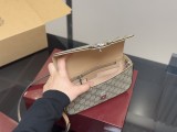 グッチバッグ GUCCI 2025新作 メッセンジャーバッグ