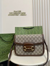 グッチバッグ GUCCI 2025新作 サドルバッグ