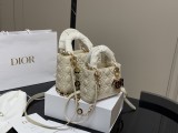 ディオールバッグ DIOR 2025新作 ダイアナ妃バッグ