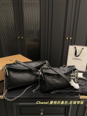 シャネルバッグ CHANEL 2025新作 チェーン折りたたみバッグ