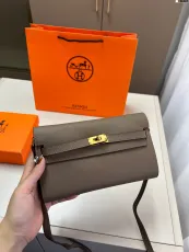 エルメスバッグ HERMES 2025新作 ケリークラッチ