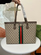 グッチバッグ GUCCI 2025新作 ショルダーバッグ